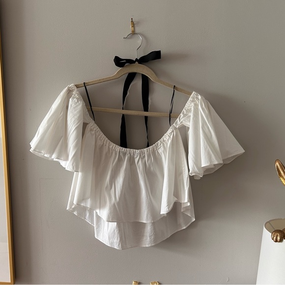 Zara’s white off-shoulder crop top. - Picture 3 of 3